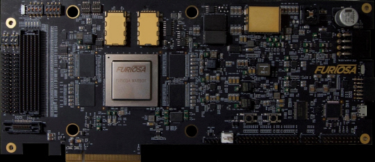 퓨리오사AI의 AI 칩 '워보이'. 퓨리오사AI 제공